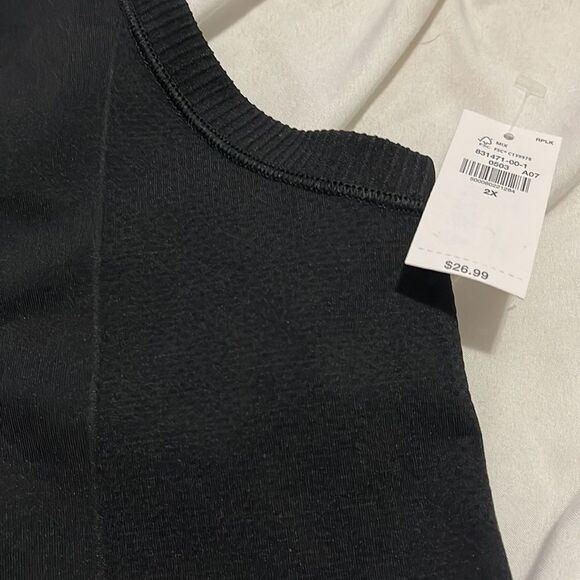 NWT- Old Navy - 2X. Black Seamless Performance Tank - Picture 6 of 9